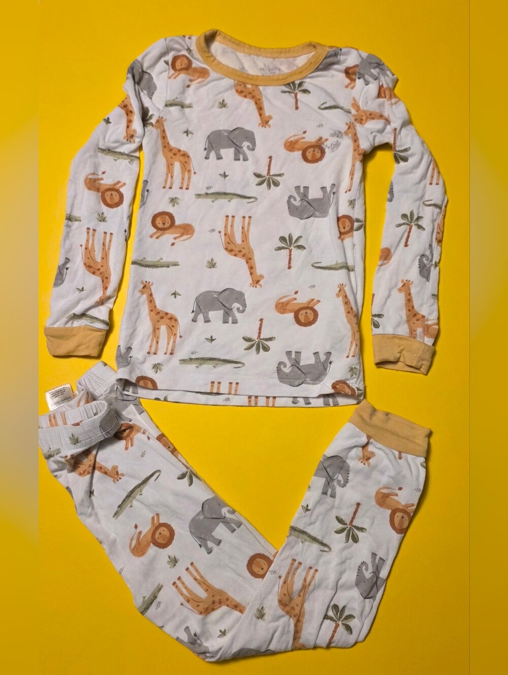 Milkberry Safari Animal Print Kids Pajama Set in White and Mustard Size 4T